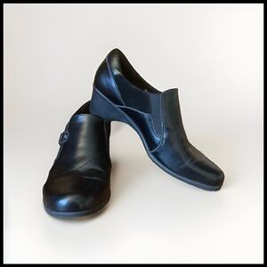 Earth Origins Size 9.5 Gayle Black Leather Ankle Shoes